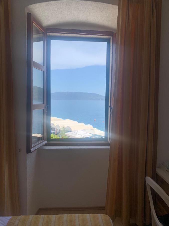 Palac - Giordano Валун Екстер'єр фото